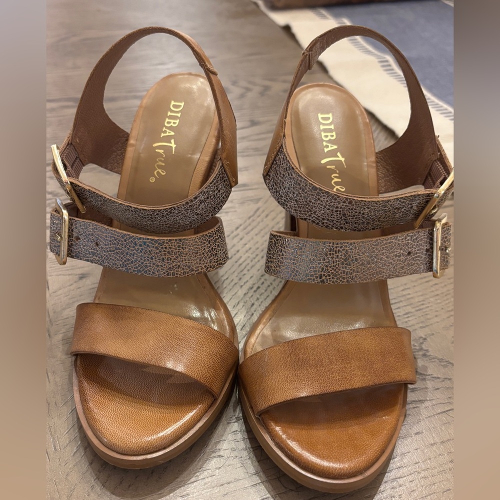 Diba Tan Brown Leather Sandals with Cushioned Footbed